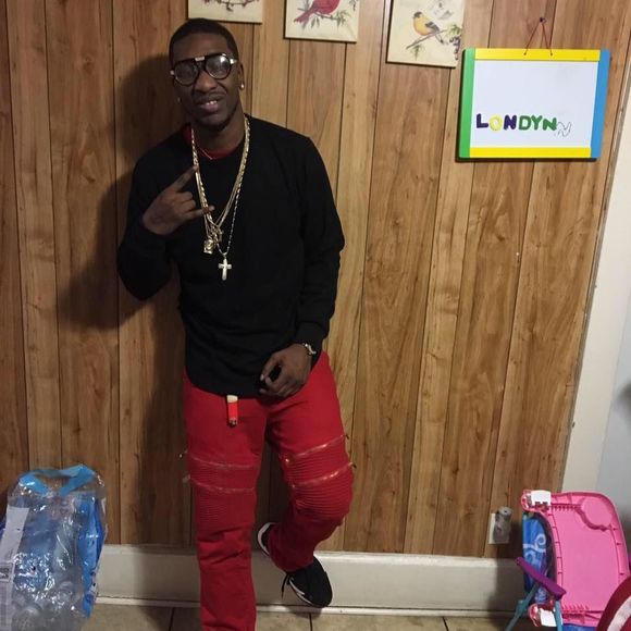 Meet your Posher, Mikedee - Picture 1 of 1